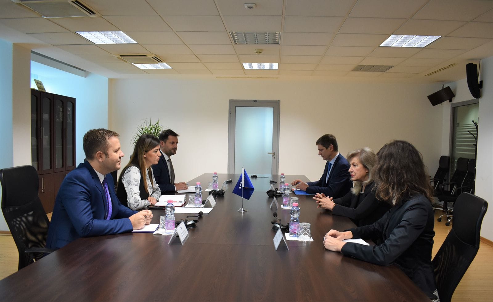 Ministrja Haxhiu priti në takim Kryetaren e Dhomave të Specializuara, Ekaterina Trendafilova