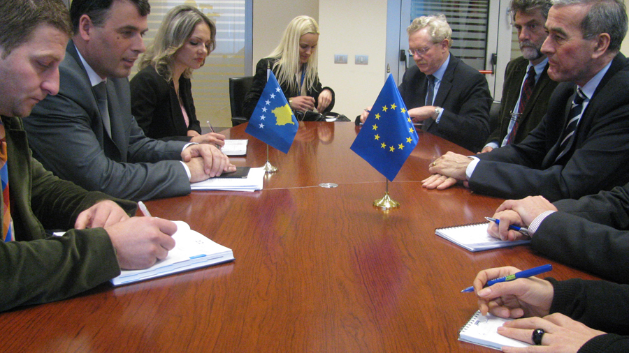 Minister of Justice, Mr. Haki Demolli, met with the head of the EULEX mission, Mr. Yves de Kermabon