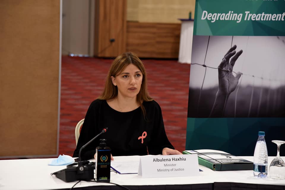 Ministrja Haxhiu mori pjesë në konferencën Ndërkombëtare për Ditën Botërore të Shëndetit Mendor