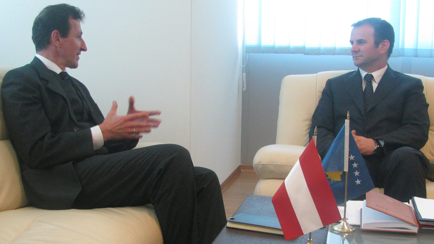 Zëvendëskryeministri dhe ministri i Drejtësisë, Prof. Dr. Hajredin Kuçi, takoi ambasadorin e Austrisë, Johann Brieger
