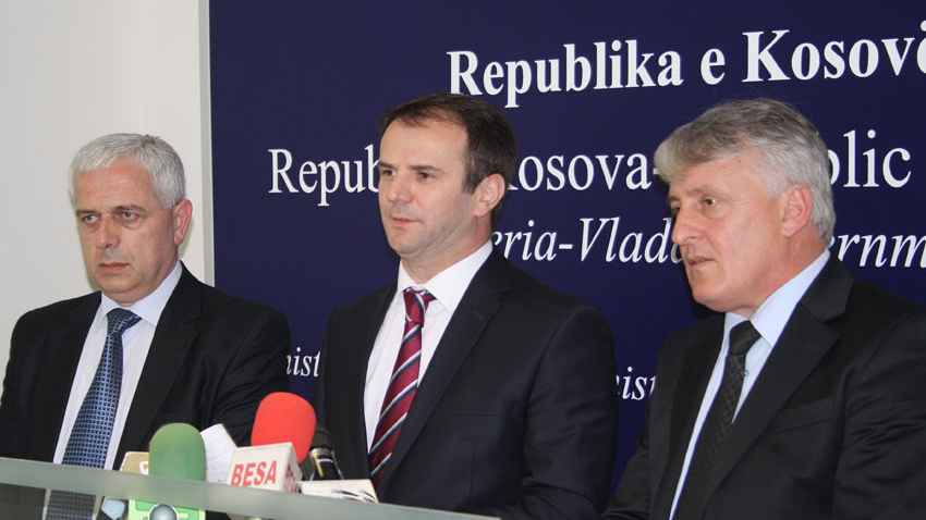 Kërkohet zvogëlimi i taksave kufitare për qytetarët e Luginës së Preshevës