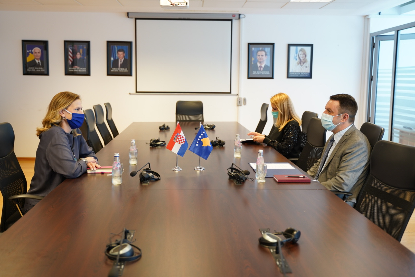 Ministri Selimi takoi ambasadoren Barishiq: Roli i Kroacisë për Kosovën, i pazëvendësueshëm