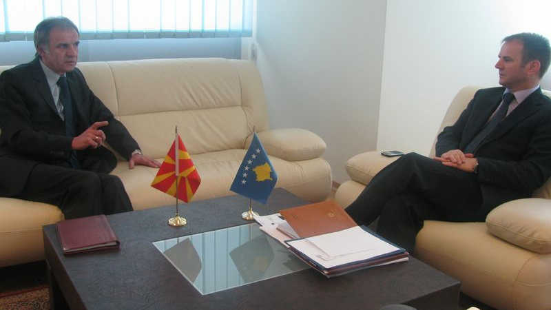 Zëvendëskryeministri dhe ministri i Drejtësisë, Prof. Dr. Hajredin Kuçi, takoi ambasadorin e Maqedonisë dhe ambasadoren e Turqisë