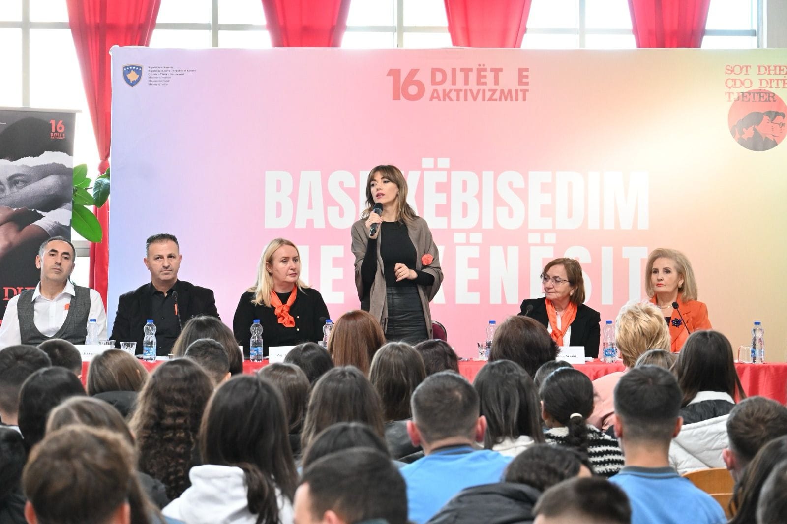 Shkolla “Ymer Prizreni” në Prizren, ishte nikoqire e takimit të nxënësve me Ministren e Drejtësisë