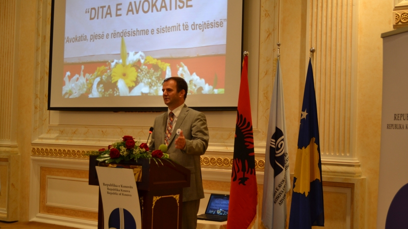 Nuk ka drejtësi të paanshme, pa avokat profesional dhe të ndershëm!