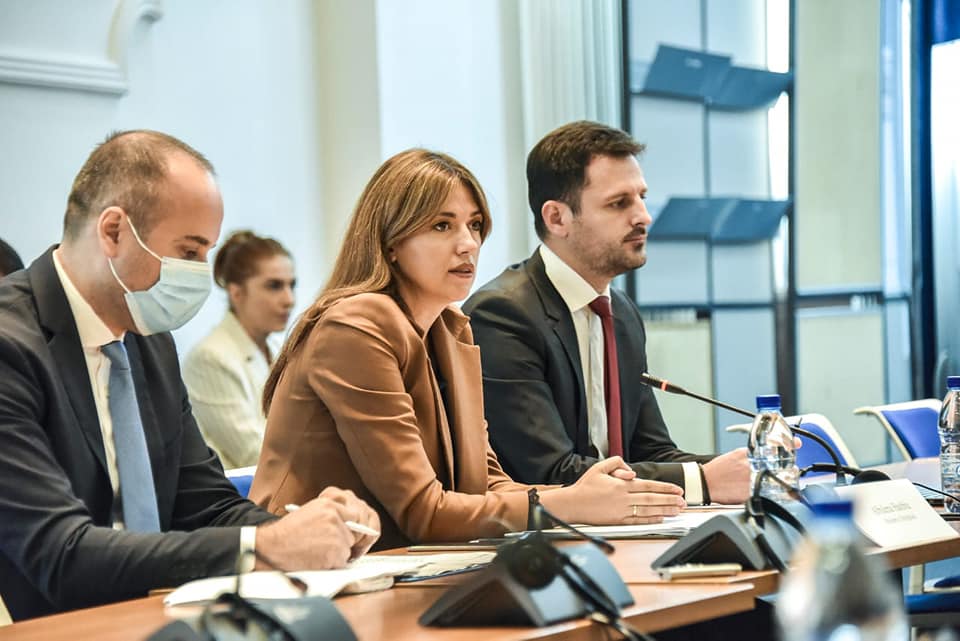 Ministrja Haxhiu raportoi sot para Komisionit për Legjislacion