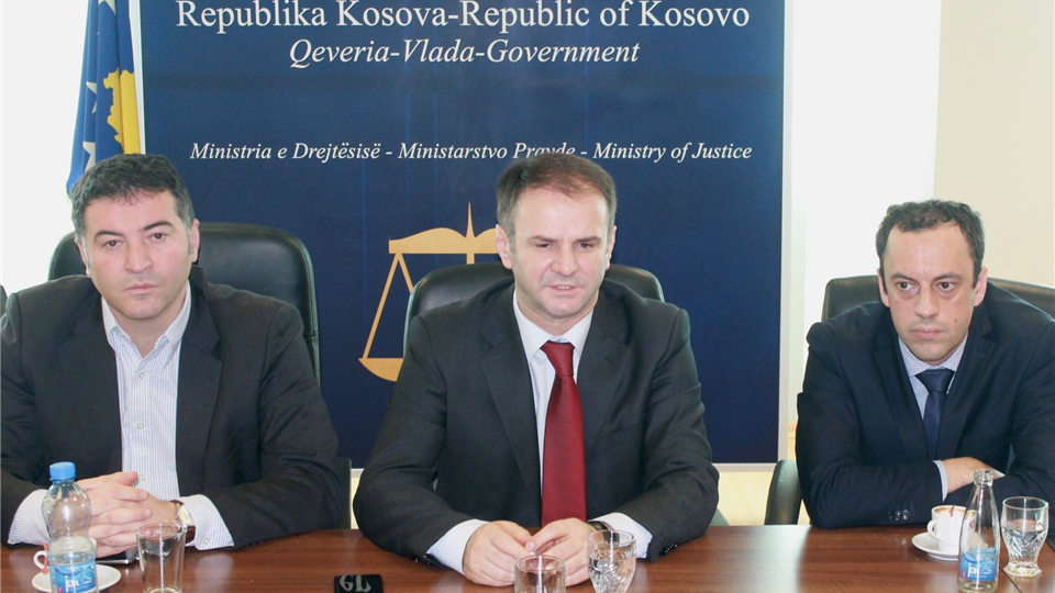 Ministri i Drejtësisë sot takoj drejtorët e burgjeve tё Kosovës