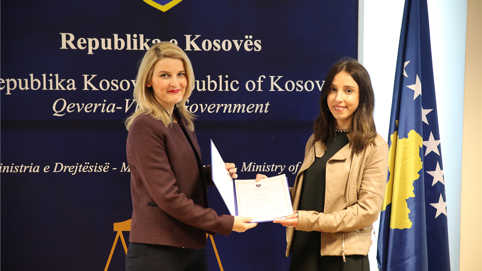 Ministrja Hoxha: Profesioni i ndërmjetësimit tani e tutje shtrihet edhe në veri të vendit