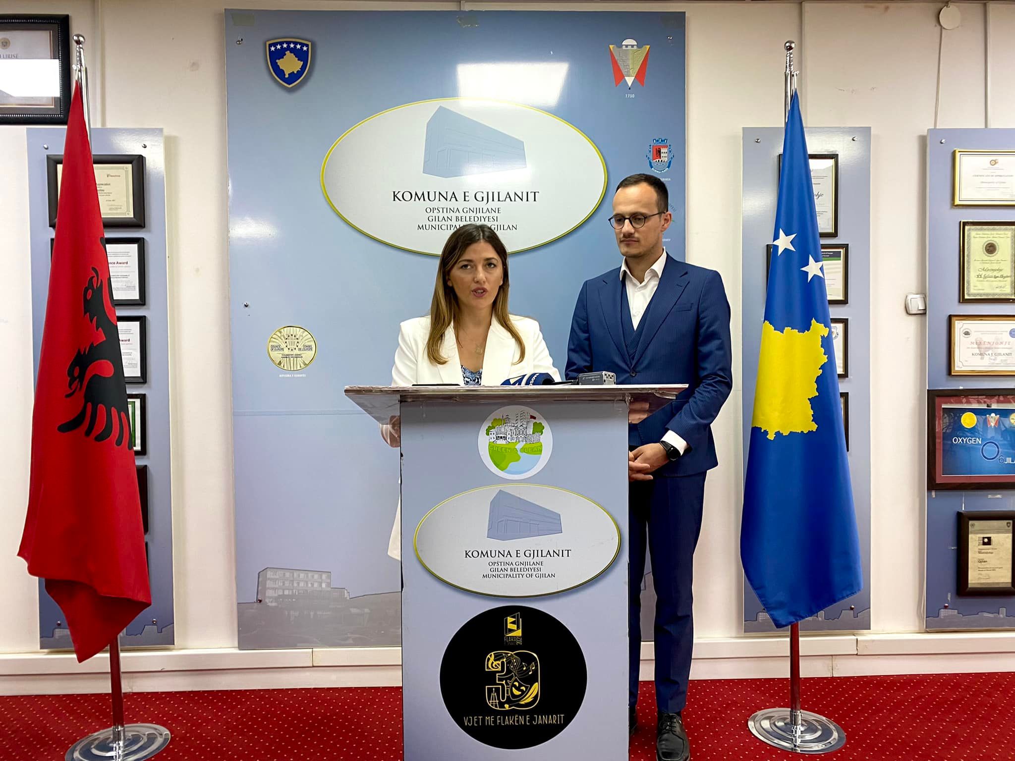 Ministrja Haxhiu u prit në takim nga Kryetari i Komunës së Gjilanit, z. Alban Hyseni