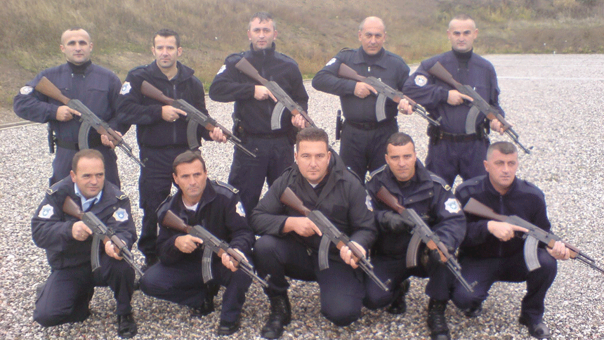 A group of Kosovo correctional officers are being trained for the use and possession of firearms