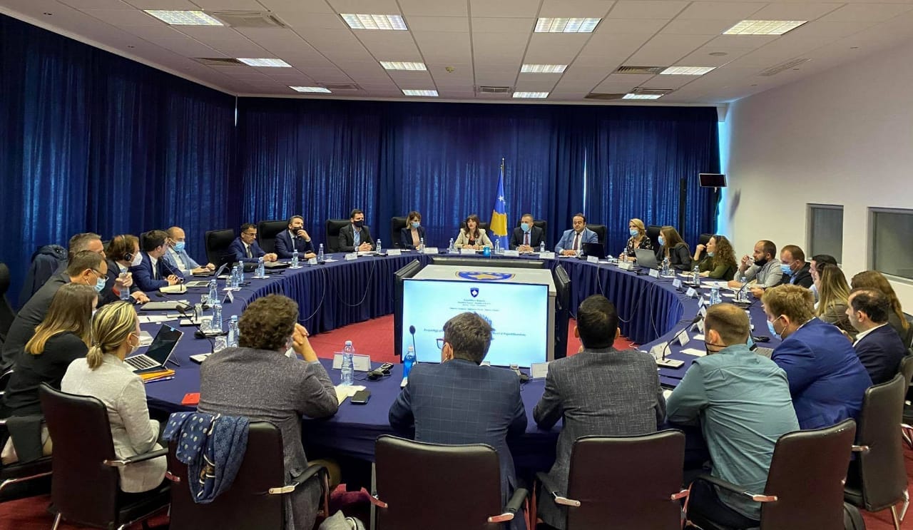 Filloi puna për hartimin e projektligjit për konfiskimin e pasurisë së fituar në mënyrë të pajustifikueshme