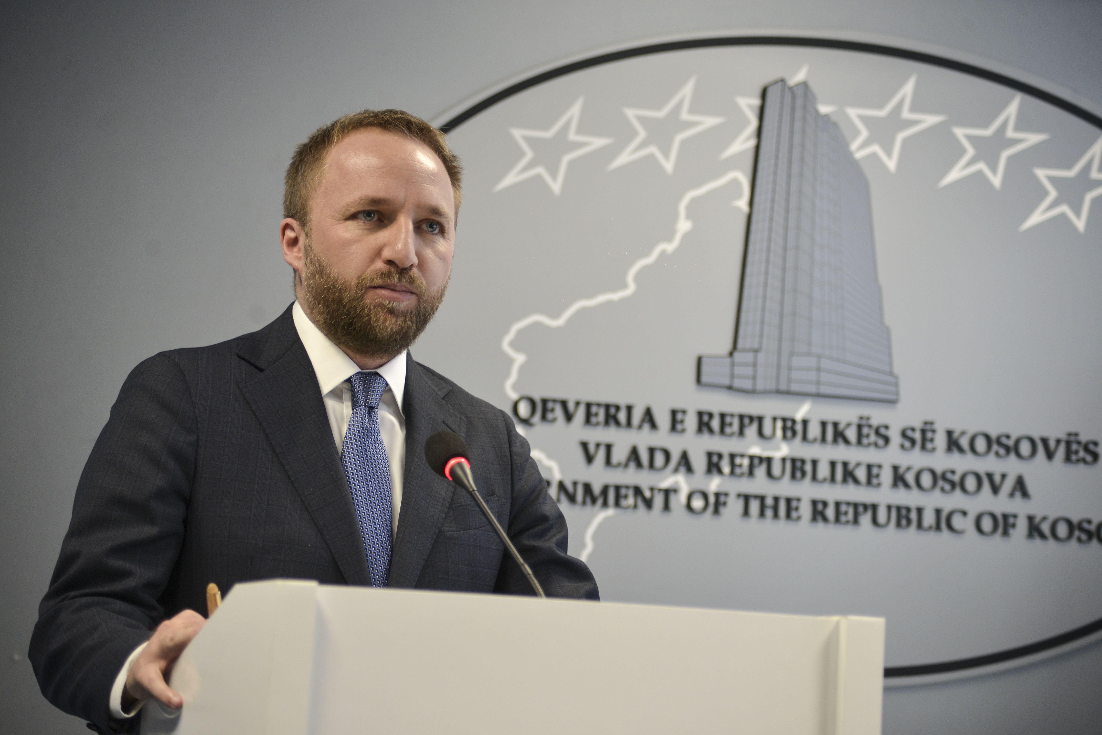 Ministri Tahiri: Zyrtarët e korruptuar do të përballen me dënime të larta