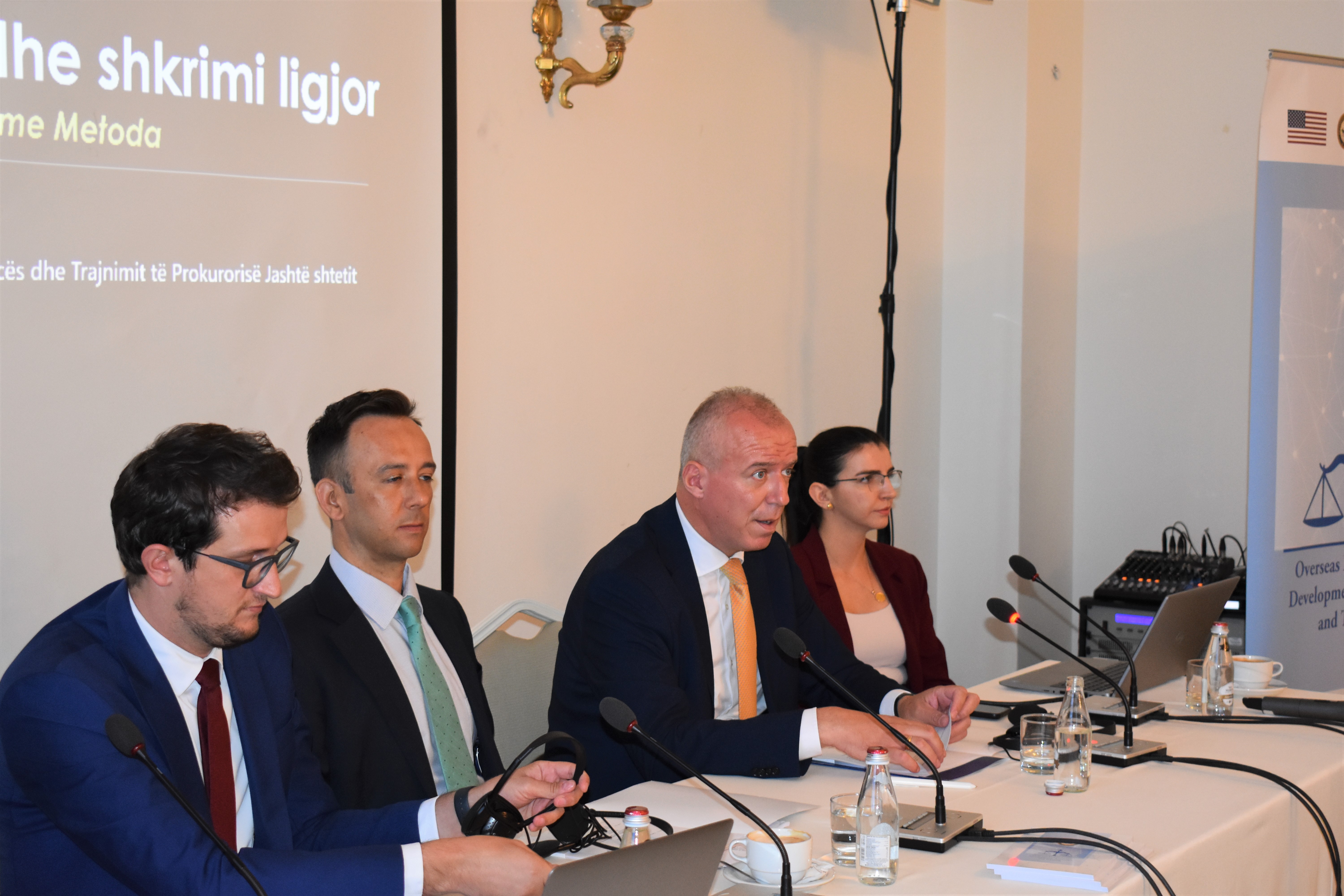 Qorrolli mori  pjesë në Punëtorinë mbi Hulumtimin dhe Shkrimin ligjor