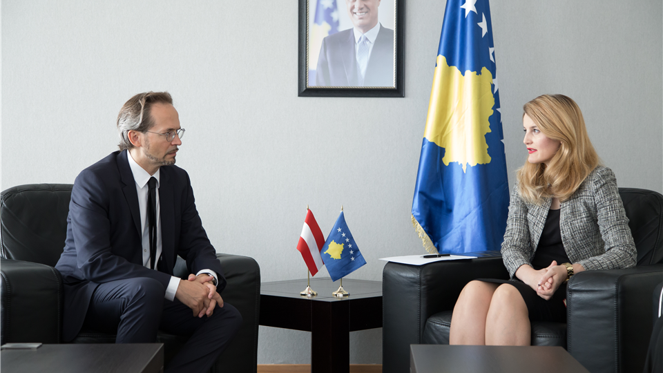 Ambasada e Austrisë e përkushtuar ta ndihmoj Ministrinë e Drejtësisë