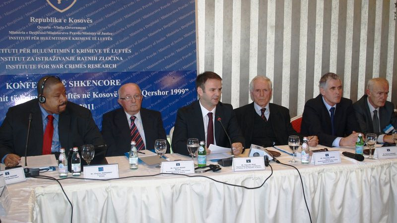 U mbajt konferenca shkencore “Sfidat e hulumtimit të krimeve të luftës në Kosovë 1998 – qershor 1999”