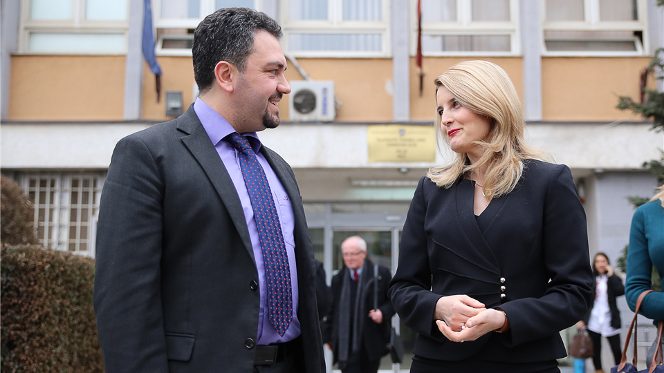 Ministrja Hoxha: Funksionimi efektiv i gjykatave themelore, kyç për sundimin e ligjit