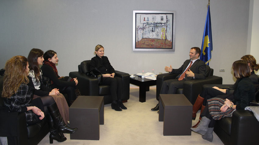 Kuçi u takua me një delegacion të Departamentit të Shtetit të SHBA-ve