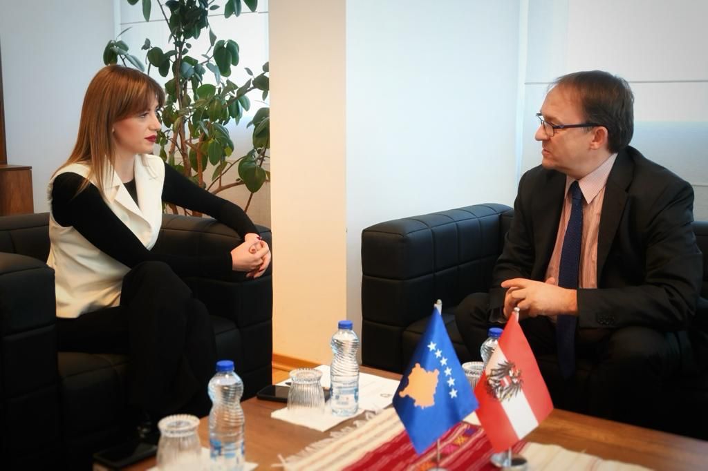 Ministrja Haxhiu mirëpret Ambasadorin e ri të Austrisë, Georg Schnetzer