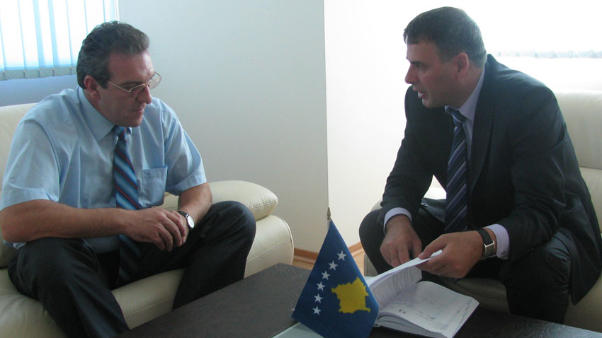 Minister Demolli met with Acting Director of the Kosovo Police, Behar Selimi