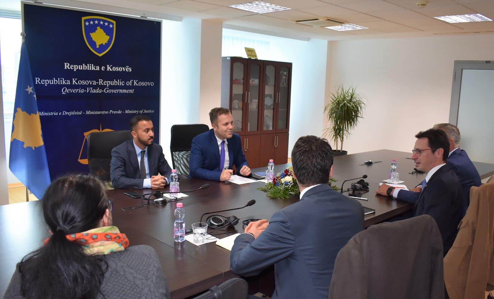 Zëvendësministri i Drejtësisë, z. Blerim Sallahu, takoi përfaqësues nga CSSP, z. Christoph Luttmann dhe z. Simone Ceresa.