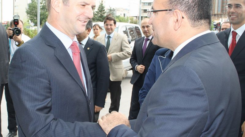 Kuçi priti në takim Zëvendëskryeministrin Turk z.Bekir Bozdag