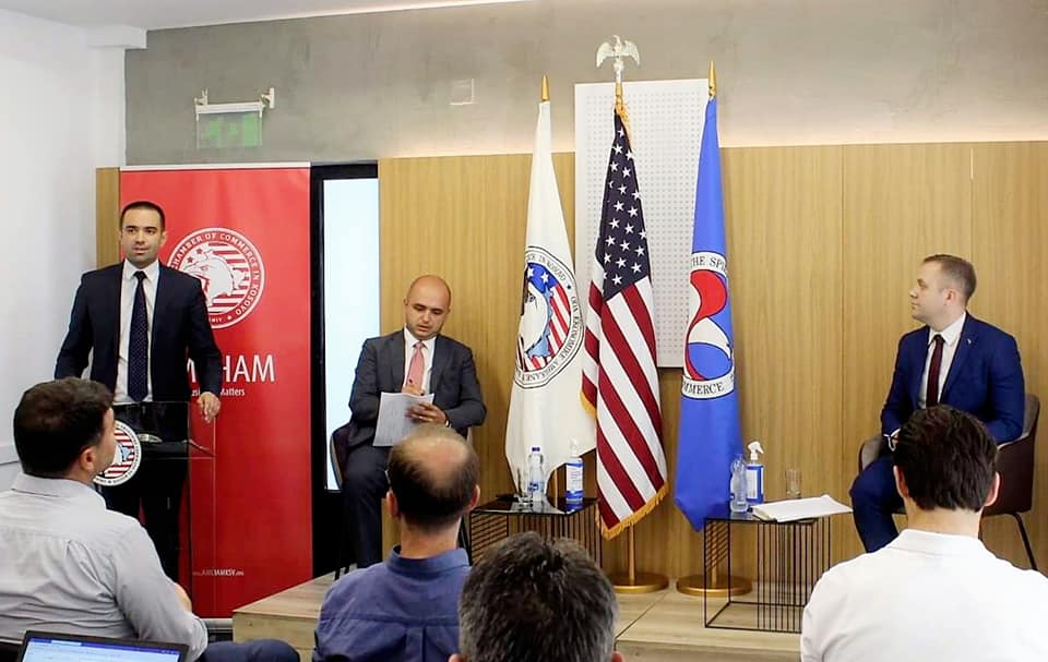Sipas sektorit privat, Ministria e Drejtësisë ka ndërmarrë hapa adekuat për kompletimin sa më të shpejtë të infrastrukturës ligjore sa i përket adresimit të çështjeve komerciale