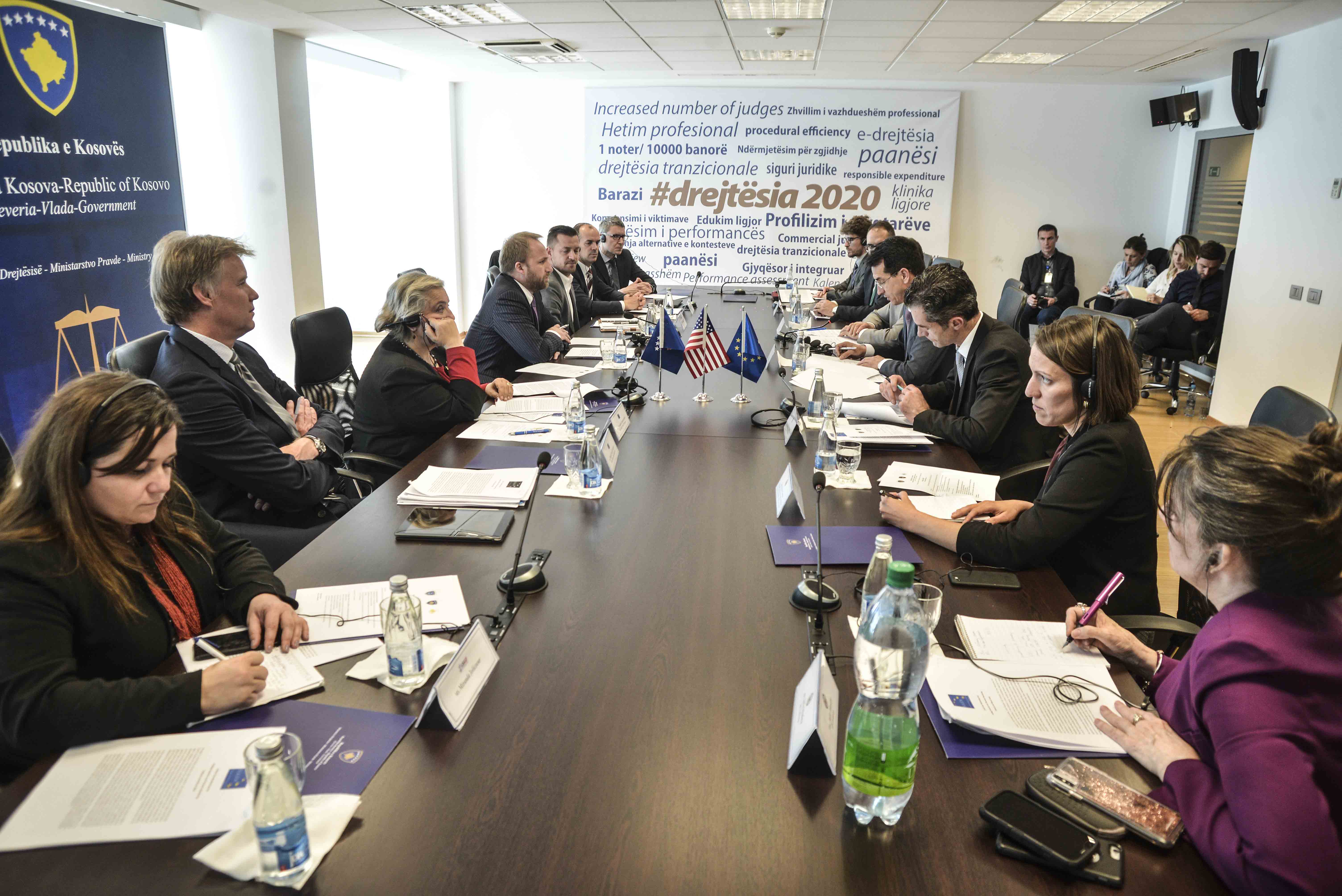 Ministri Tahiri: Efektet e masave të “Drejtësia 2020” do ndryshojnë përvojën e qytetarëve me sistemin e drejtësisë