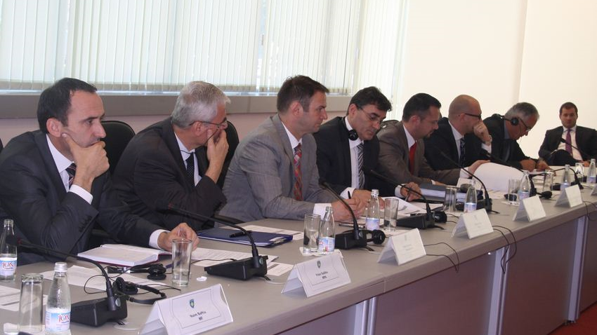Qeveria e përkushtuar në reformimin e administratës publike