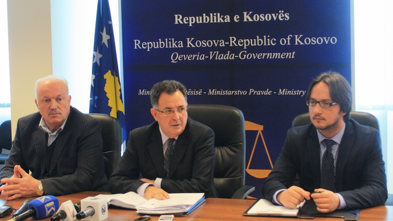 Më 31 Mars 2013, mbahet testi me shkrim për pozitën e Oficerit Korrektues në Burgun e Sigurisë së Lartë