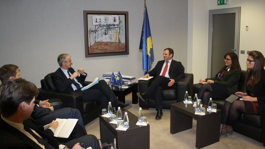 Minister Kuçi met a delegation of Venice Commission