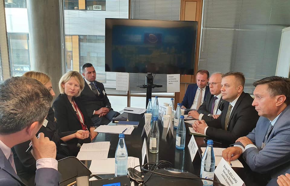 Zëvendësministri Sallahu vazhdon takimet në Strasburg