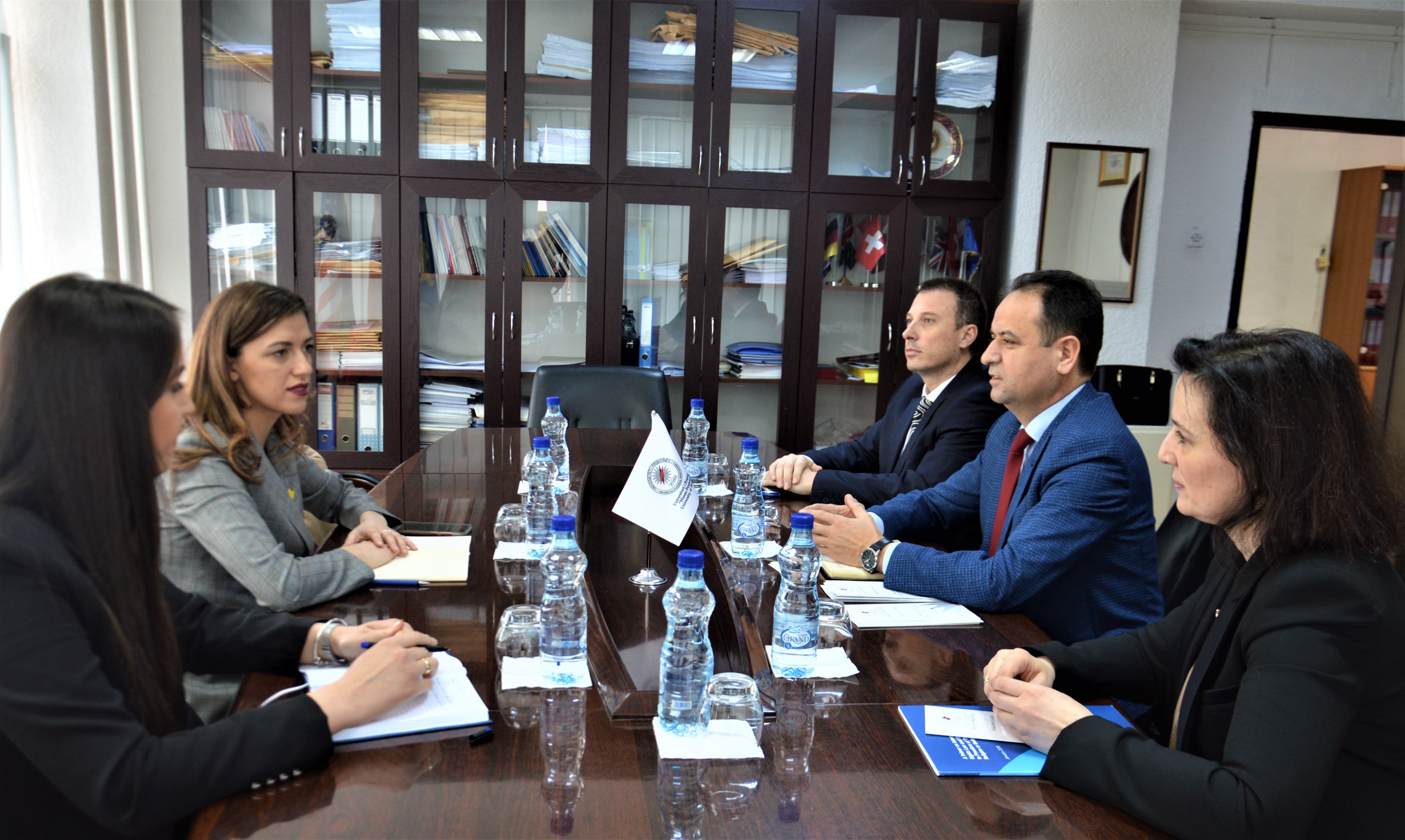 Minister Haxhiu visits the Law Faculty at UP, promises to deepen cooperation