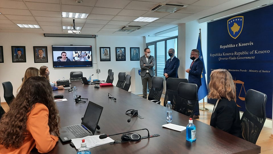 Përfundon me sukses trajnimi në Ministrinë e Drejtësisë për ‘Përafrimin e legjislacionit të Kosovës me acquis të BE-së’