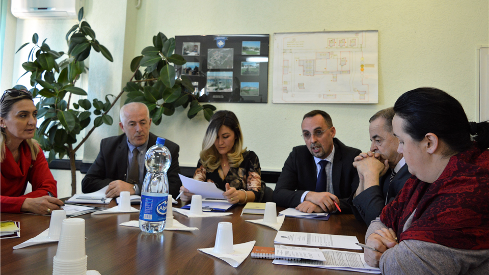 Në Qendrën Korrektuese në Lipjan është mbajtur tryezë për të drejtat e grave të privuara nga liria