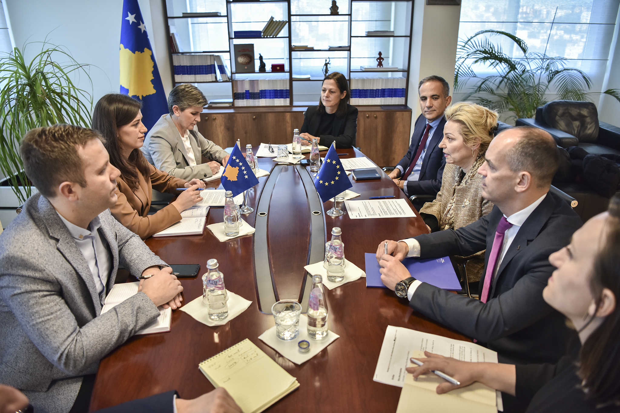 Ministrja Haxhiu takon Ambasadoren Apostolova: Fuqizohet plan-veprimi i përbashkët për reformën në drejtësi