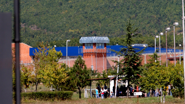 Përfundon greva e të burgosurve të Dubravës