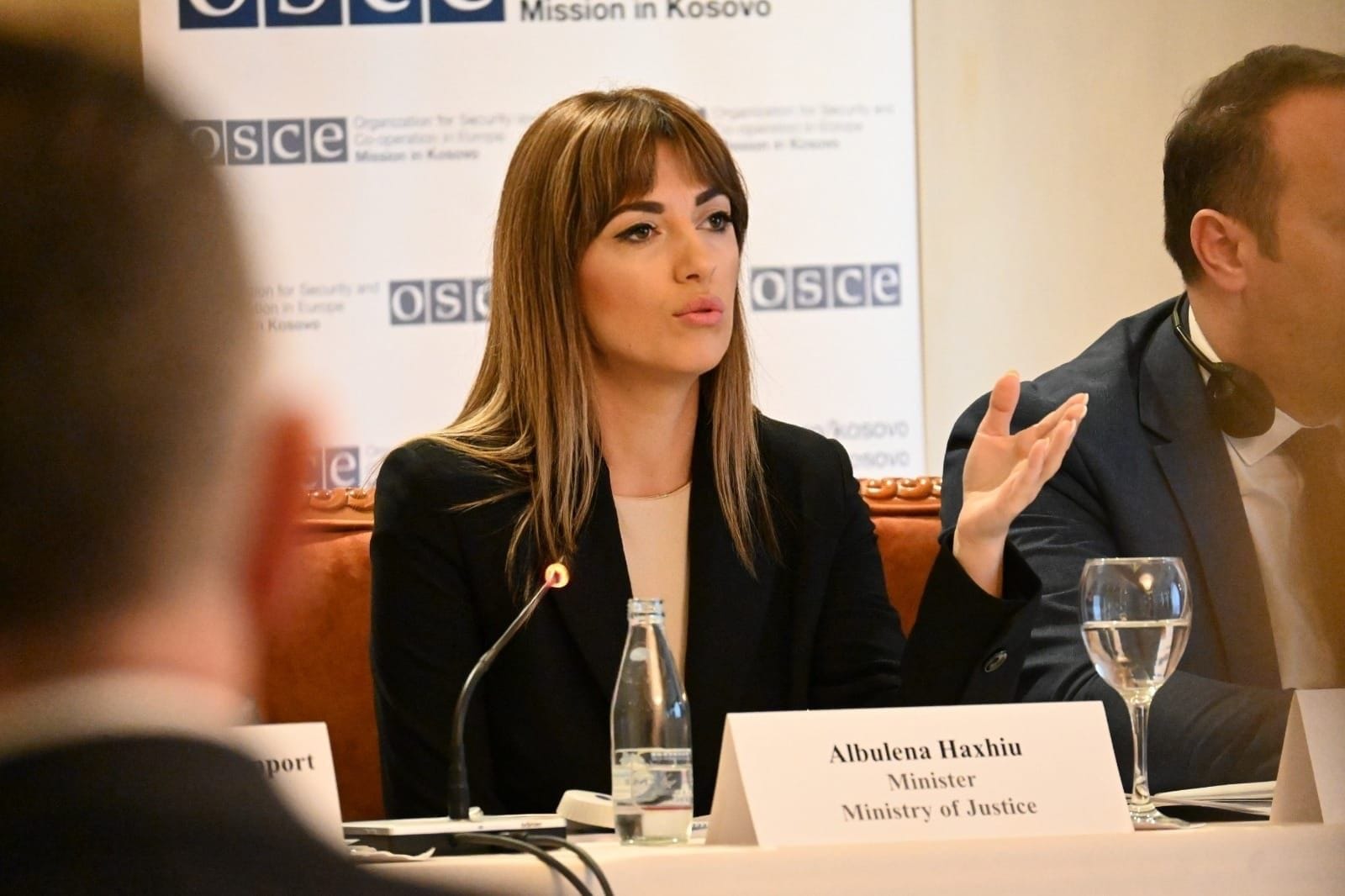 Ministrja Haxhiu merrë pjesë në lansimin e “Raportit të OSBE-së mbi Paraburgimin”
