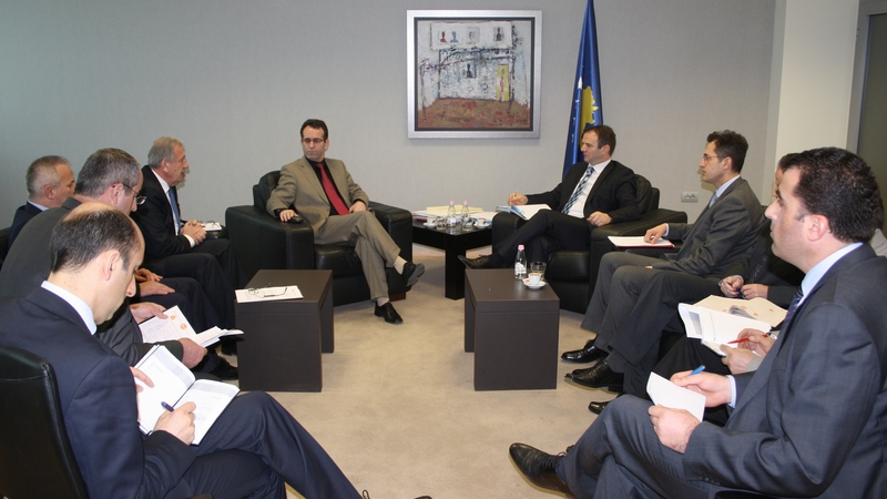 Discussions on the possibilities of harmonizing the actions for the distribution of the 20 per cent for employees of socially-owned enterprises