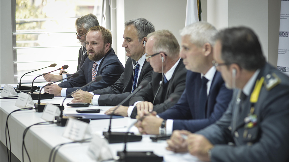 Ministri Tahiri: Nuk do të lejojmë që grupet kriminale të cenojnë rrugën tonë drejt Bashkimit Evropian
