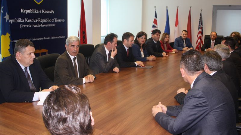 Ministri Kuçi u takua me një delegacion të Këshillit të Lartë të Drejtësisë së Shqipërisë