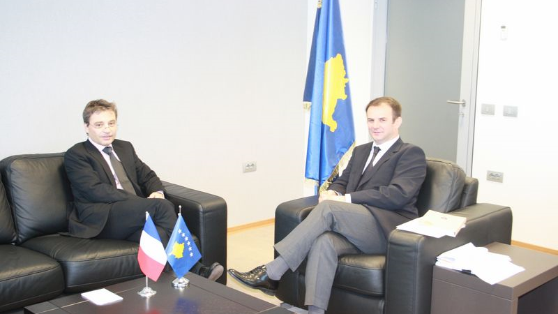 France continues to support Kosovo