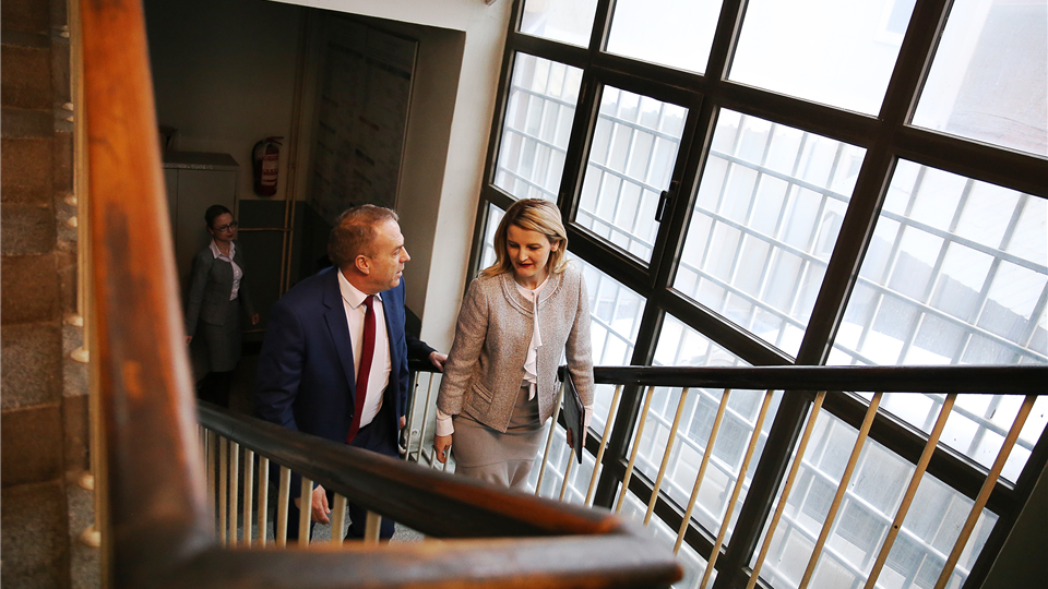 Ministrja Hoxha: Gjykatat kanë rol kyç në fuqizimin e sundimit të ligjit