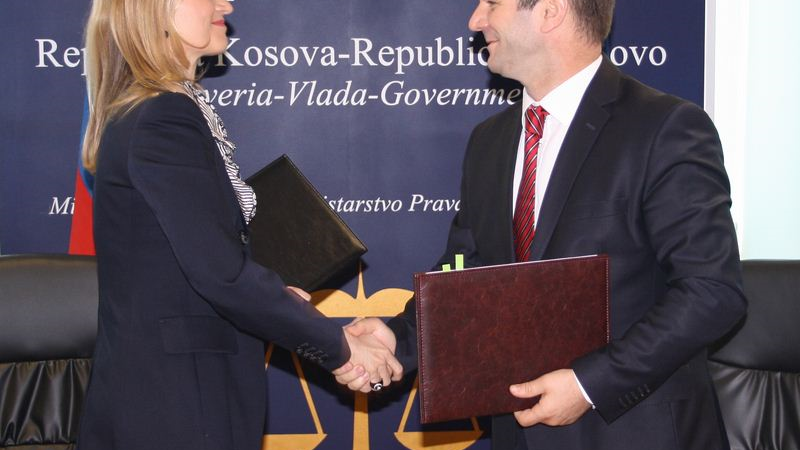 MP i ECRS potpisali memorandum razumevanja