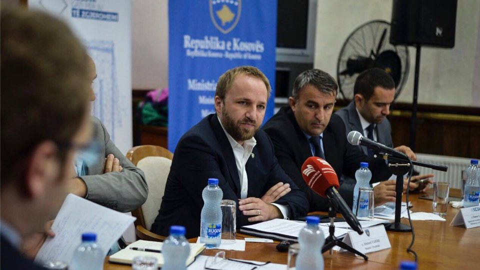 Tahiri: Fuqizimi i sundimit të ligjit, parakusht themelor për zhvillimin ekonomik