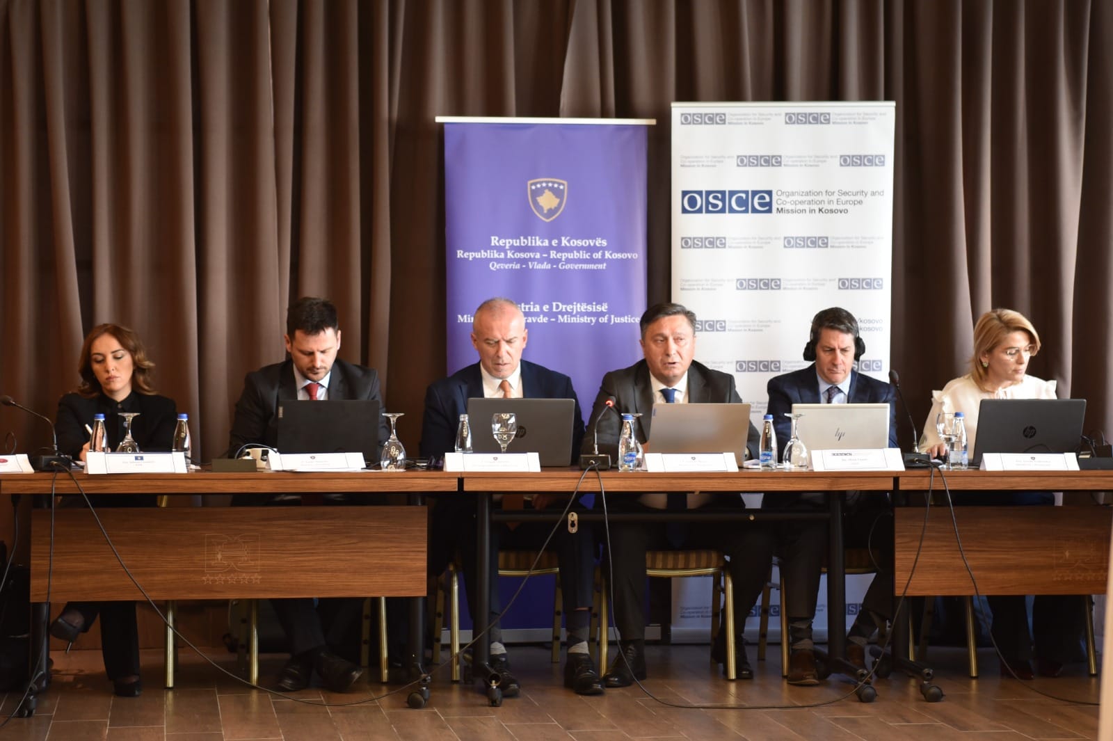 Diskutohen draftet e para të dokumenteve që rrjedhin nga Deklarata e Përbashkët e Zotimeve