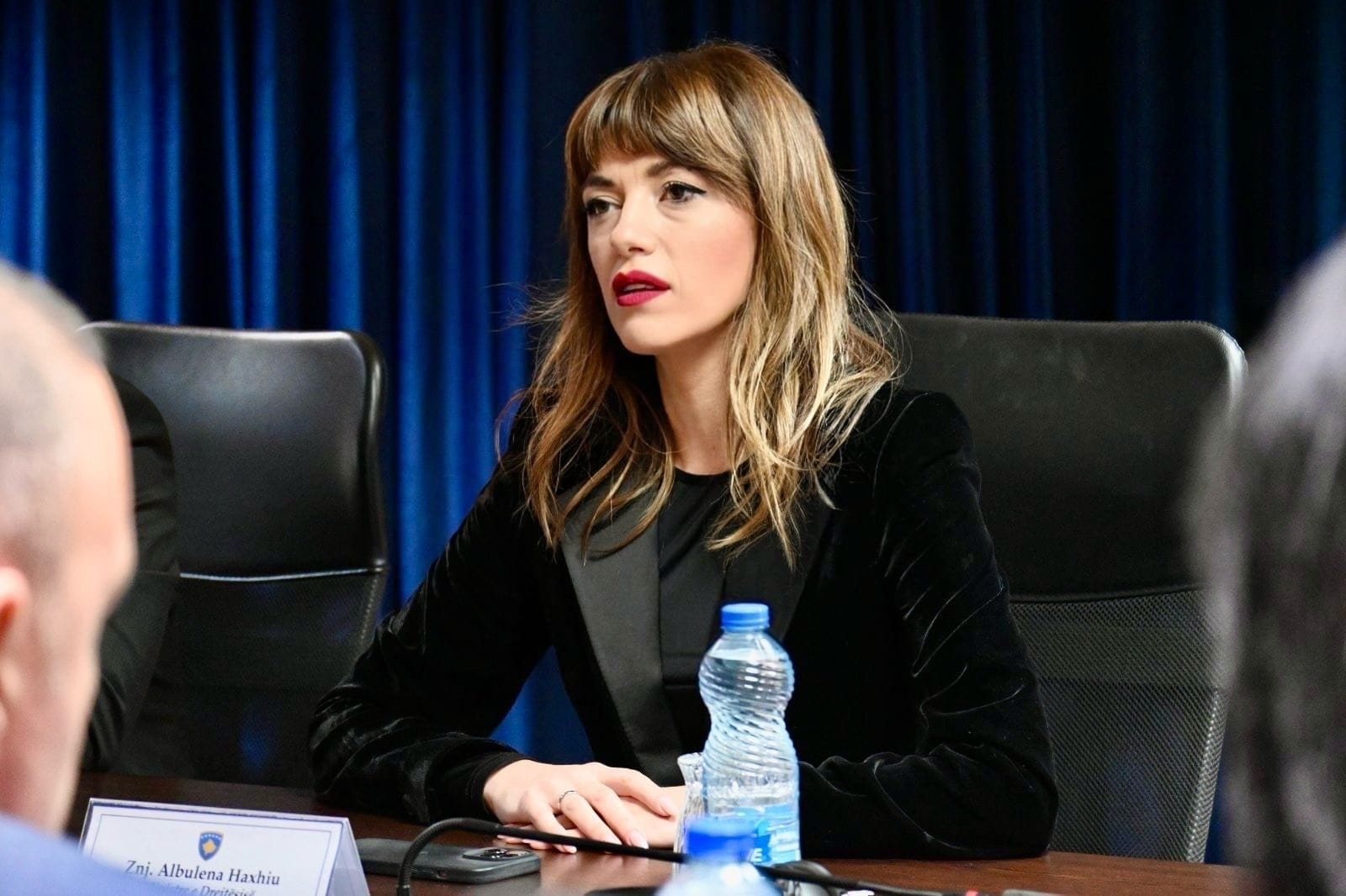 Ministrja Haxhiu mblodhi anëtarët e Komisionit për Dhënien e Provimit të Jurisprudencës