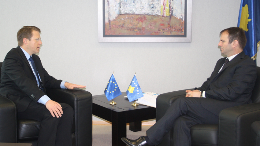 Kuçi dhe Zbogar: Kosova dhe Serbia duhet të jetojnë në fqinjësi të mirë