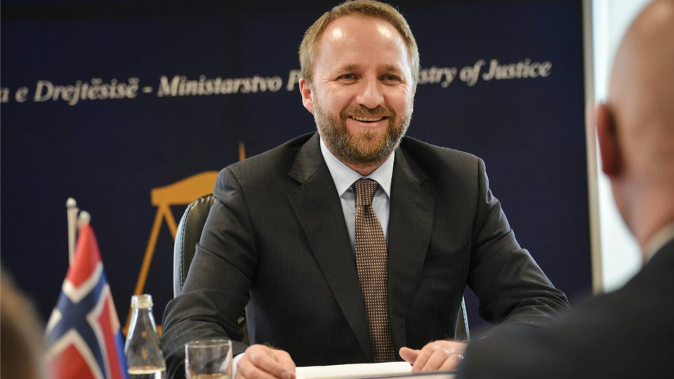 Ministri Tahiri takoi Sekretarin e Shtetit për Punë të Jashtme të Norvegjisë, z. Halvorsen