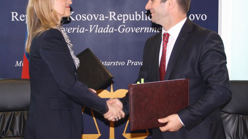 MD dhe QEZK nënshkruan memorandum mirëkuptimi
