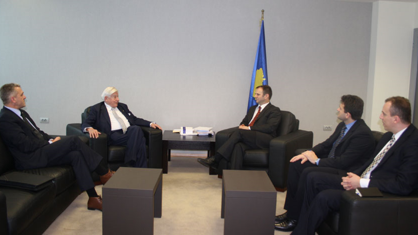 Ofrohet mbështetje për institucionin e ndërmjetësimit në Kosovë